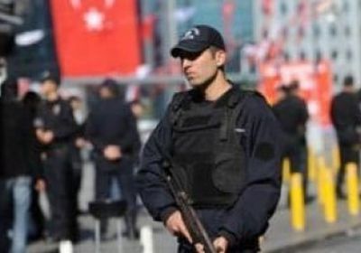 تركيا تعتقل 46 من أفراد الشرطة السابقين للاشتباه في صلاتهم بجولن