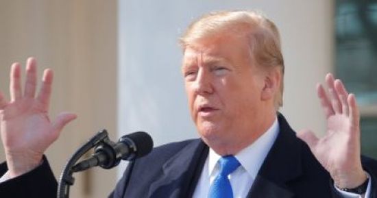 ترامب يحذر إيران من "عواقب وخيمة" حال قيامها بأعمال عدائية