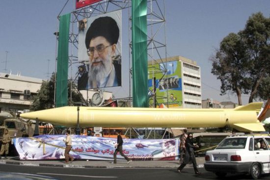 خبير عسكري: إيران تسعى لجر المنطقة إلى عملية كبرى