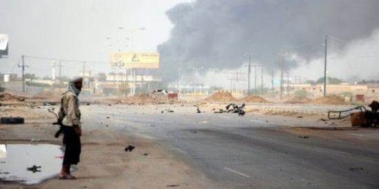 سياسي يُطالب بتحرير الحديدة ردًا على أفعال الحوثيين