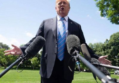 ترامب يصف حربه التجارية مع الصين بالشجار الصغير