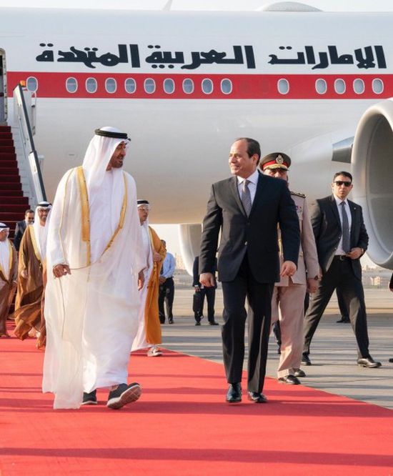 محمد بن زايد يعرب عن سعادته بلقاء الرئيس السيسي في مصر