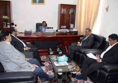 لقاء لمناقشة إعادة تأهيل مولدات محطة الريان الكهربائية بالمكلا