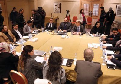 الوفد الحكومي باجتماعات عمان: فوجئنا بطرح حوثي أممي مخالف لاتفاق الحديدة