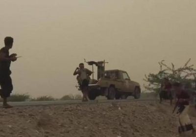 مليشيا الحوثي تجدد قصفها لمواقع تمركز ألوية العمالقة بالحديدة