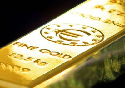 الذهب ينخفض لادنى مستوياته خلال أسبوعين ألى 1277 دولار للأوقية