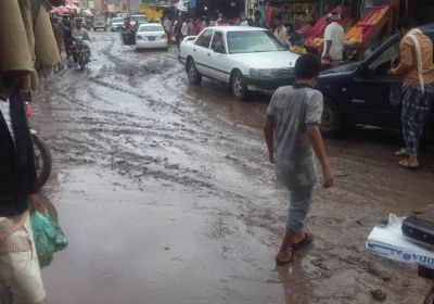 أمطار غزيرة على مناطق متفرقة في الحبيلين بردفان&nbsp;