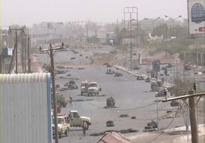 مليشيات الحوثي تقصف مواقع العمالقة والقوات المشتركة بالدريهمي والصالح