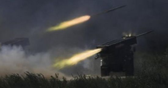 الجيش الروسي: تسلمنا أول بطارية تم إنتاجها من راجمات الصواريخ الحديثة