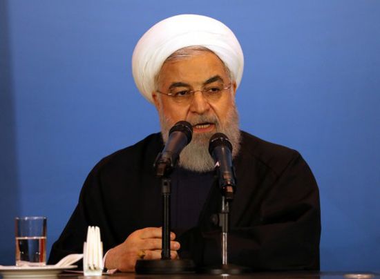 "روحاني" يطالب بصلاحيات موسعة لمواجهة ضغوطات أمريكا