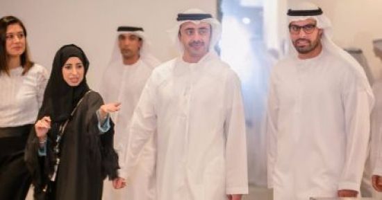 وزير الخارجية الإماراتي يبحث مع رئيس وزراء مالي العلاقات الثنائية بين البلدين
