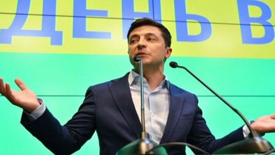 الرئيس الأوكراني الجديد يقرر حل البرلمان وإجراء انتخابات جديدة