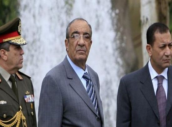 مصر ترفع الحظر عن أموال رئيس ديوان "مبارك"