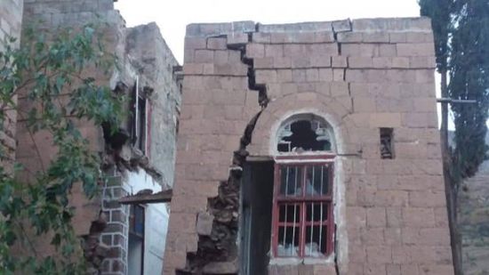 انهيار وتضرر 200 منزل جراء تشققات أرضية في إب 