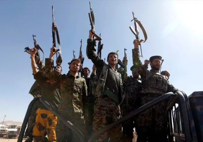 مليشيات الحوثي تعتقل مشرفيها في صنعاء وذمار وإب بتهمة "الخيانة والتخاذل"