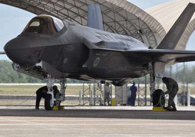 أمريكا تعزز قاعدتها العسكرية في إيطاليا بسرب طائرات F-35A