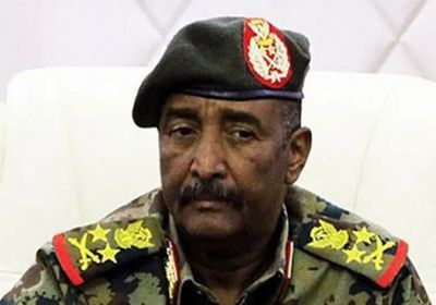 وصول رئيس المجلس العسكري السوداني الانتقالي إلى مصر
