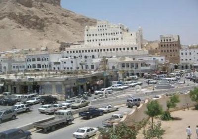 ضبط شخص متلبس أثناء محاولته سرقة سيارة بسيئون