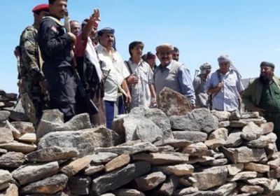 رئيس انتقالي لحج يتفقد الخطوط الأمامية في جبهة الحد بيافع