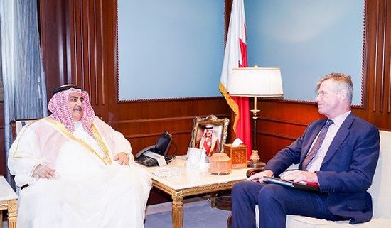 وزير الخارجية البحريني يستقبل الرئيس التنفيذي للمعهد الدولي للدراسات الاستراتيجية