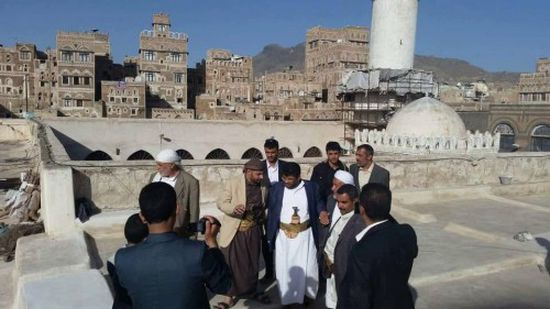 مليشيا الحوثي تسرق صدقات المكفوفين في الجامع الكبير بصنعاء (تفاصيل خاصة)