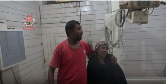 قناص حوثي يصيب امرأة بطلق ناري في حيس بالحديدة (فيديو) 