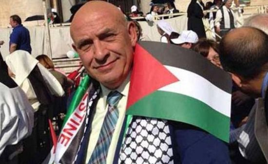 بعد اعتقال عامين.. إسرائيل تفرج عن باسل غطاس