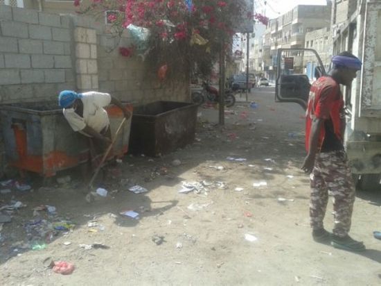 حملة لتنظيف النفايات الصلبة في المكلا بواسطة مكتب الأمم المتحدة لخدمات المشاريع