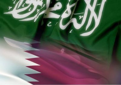 سياسي: دعوة السعودية لقطر بشأن قمة مكة أمر عادي