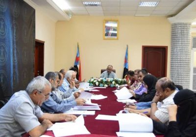 الأمانة العامة للانتقالي الجنوبي  تناقش تقارير الانجاز لدوائرها