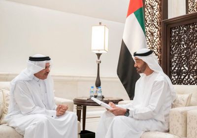 رئيس الإمارات يتلقى دعوة لحضور القمة الخليجية الطارئة بمكة