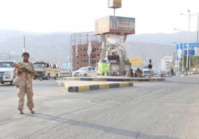 بسبب تردي الخدمات..احتجاجات غاصبة بالمكلا (تفاصيل)