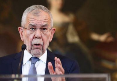 الرئيس النمساوي يعتزم إقالة مستشار البلاد وحكومته لهذا السبب