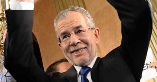 رئيسة الحزب الاشتراكي النمساوي تجري مباحثات مع الرئيس لتشكيل حكومة بناءة