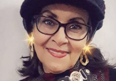 إصابة الإعلامية العدنية  أمل بلجون ونقلها للمستشفى في مصر