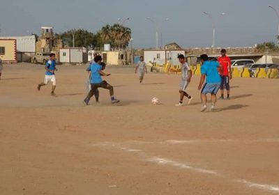 ميناء الزيت يتأهل إلى المباراة النهائية في دوري ألوية الدعم والإسناد بعدن