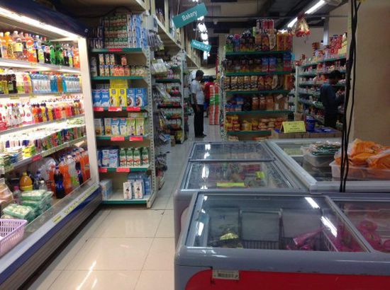 استمرار الحملات الرقابية على أسعار المواد الغذائية في عدن