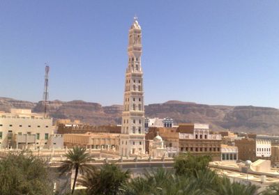 القبض على عصابة متخصصة في سرقة الدرجات البخارية بتريم 