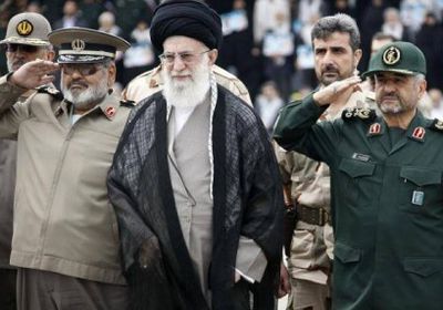 سياسي يوجه هجوما لاذعا للنظام الإيراني