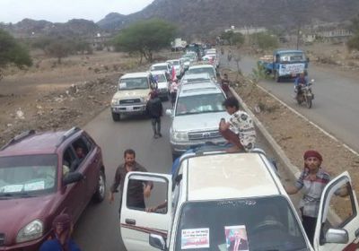 انتقالي الضالع يستقبل قافلتين غذائيتين من أبناء ردفان ورضوم شبوة (صور)