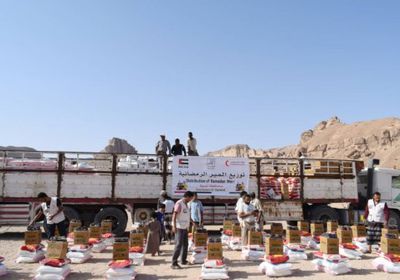 الإمارات تغيث 600 ألف يمني في رمضان(صور)