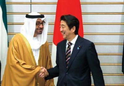 بن زايد يتلقى اتصالا هاتفيا من رئيس وزراء اليابان