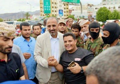 غالب يصف الرئيس الزبيدي بـ حبيب الملايين