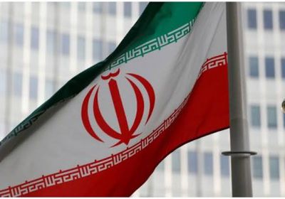 سياسي يُطالب بالتخلص من نفوذ إيران بالدول العربية