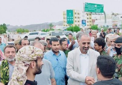 الزبيدي يشارك في حفل إفطار المقاومة الجنوبية بعدن 