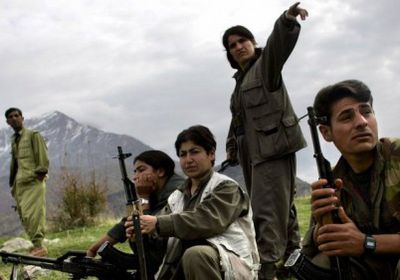 مقتل جنديين تركيين وإصابة آخرين إثر اشتباكات مع مسلحين شرق البلاد