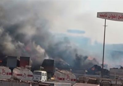 مليشيات الحوثي تقصف مجمع إخوان ثابت بالحديدة وإصابة عاملين