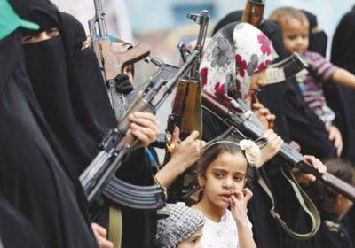 صحيفة بريطانية تكشف تفاصيل مُثيرة عن " كتائب الزينبيات "