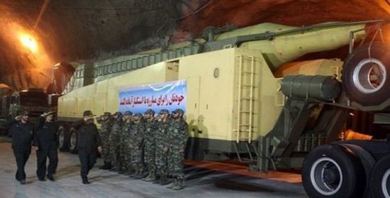 إيران تكشف عن مدينة صاروخية جديدة في بطن الجبل