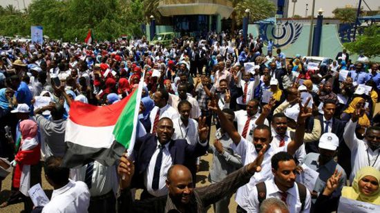 عاجل..لجنة أطباء السودان: ارتفاع عدد القتلى في أحداث فض الاعتصام أمس إلى 35 شخصا
